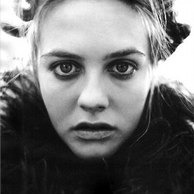 Profile Picture of Alicia Silverstone (@AliciaSilverOrg) on Twitter