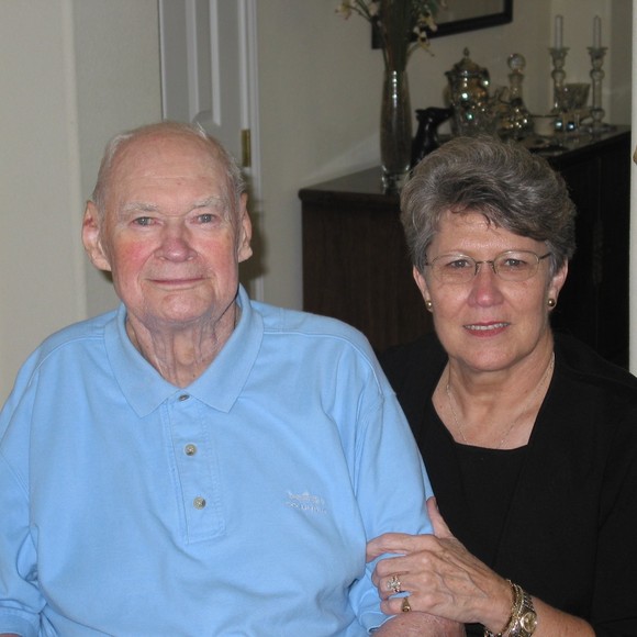 Profile Picture of Lynn Chapman (@luvnrn) on Poshmark