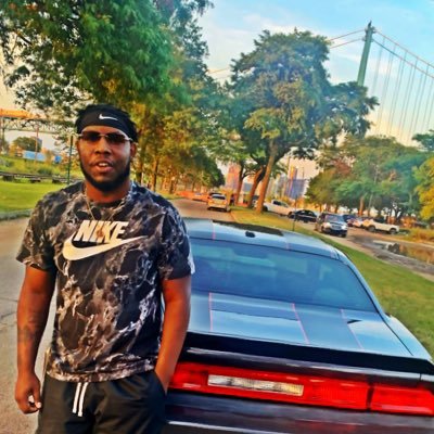 Profile Picture of Tim Floyd (@TimDoinHim) on Twitter