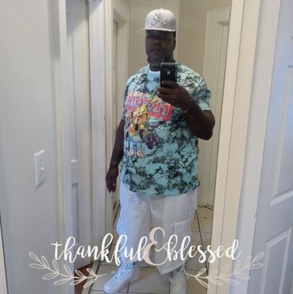 Profile Picture of Eddie Bulloch (@eddiebulloch) on Poshmark