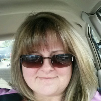 Profile Picture of Caroline Hendrix (@Karenbree) on Twitter