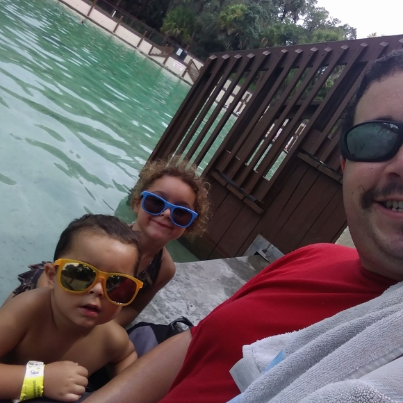 Profile Picture of Wilfredo Reyes (@javier1987) on Poshmark