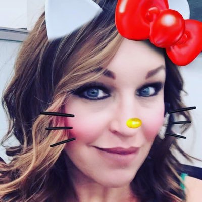 Profile Picture of Colleen Robin (@AzQueenColleen) on Twitter