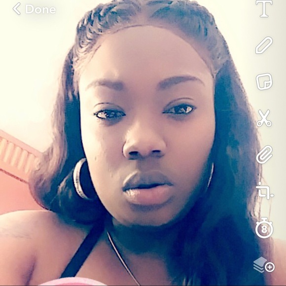 Shauntee Channer - Poshmark Profile Picture of Shauntee Channer (@shaunteec) on Poshmark