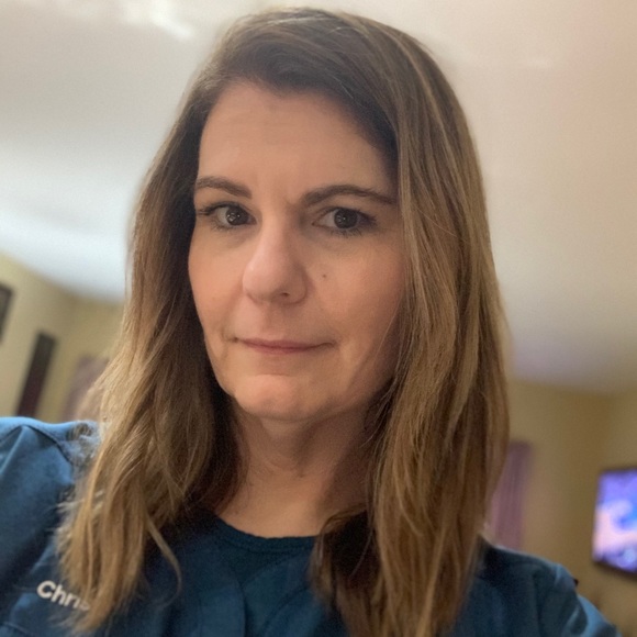 Profile Picture of Christy Pequignot (@christy9610) on Poshmark