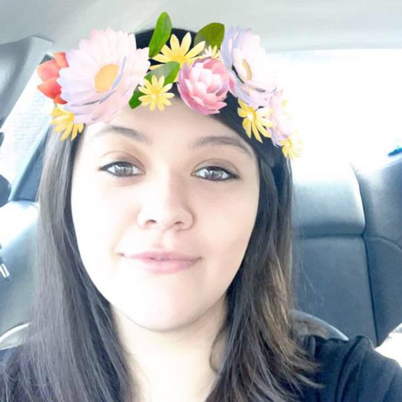 Profile Picture of Samantha Robles (@samanthair) on Poshmark
