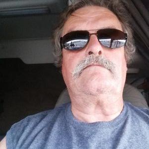 Profile Picture of Jeff Stutsman (@056ab6dd1c484fd) on Twitter