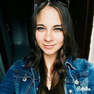 Profile Picture of Laura Horváth (@Laurahorvath20) on Twitter