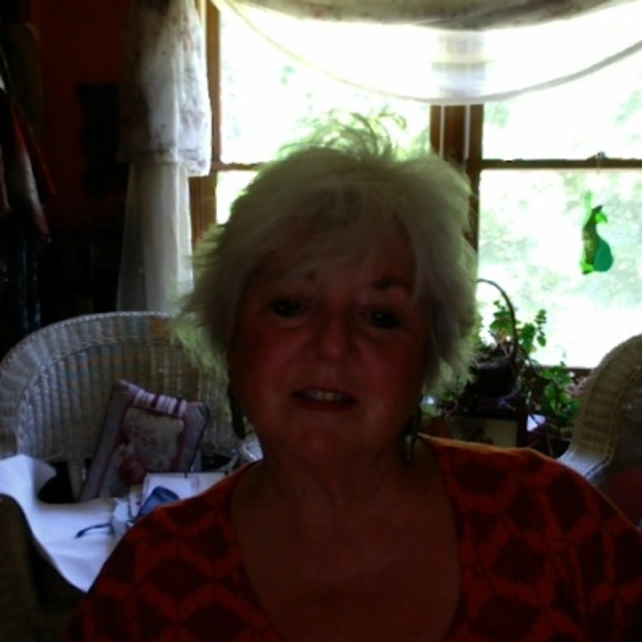 Profile Picture of Patricia Zebley (@patriciazebley) on Poshmark