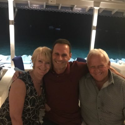 Profile Picture of Carl Hicks (@CarlParc) on Twitter