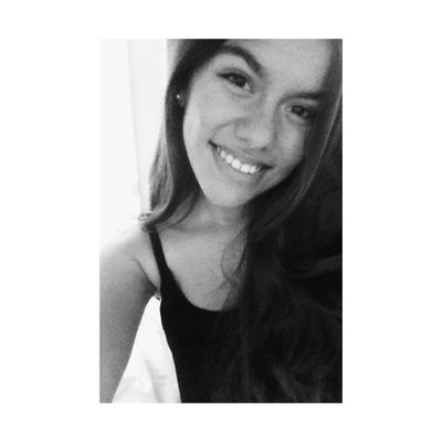 Profile Picture of Jasmine Andrade (@andradejass) on Twitter