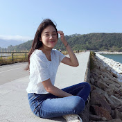 Profile Picture of Moon Wong (@moonwong5279) on Youtube