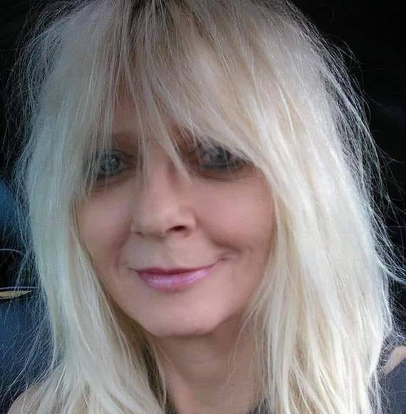 Profile Picture of Dixie Pansky (@dixielynnep) on Poshmark