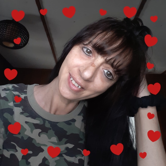 Profile Picture of Tara-lea Katherman (@t_katherman) on Poshmark