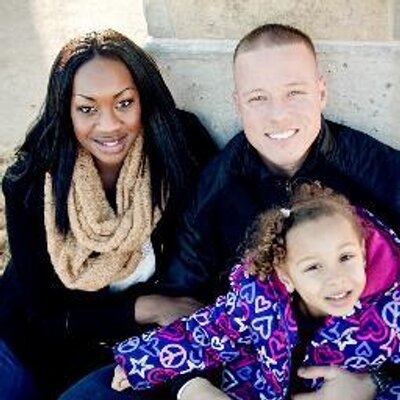 Profile Picture of Stephanie Hurd (@StefaniHurd) on Twitter