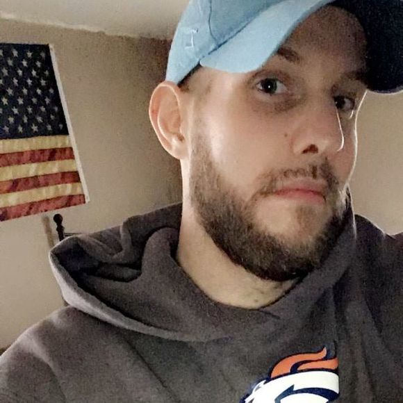 Profile Picture of Jeff Kerns (@kerns13) on Poshmark