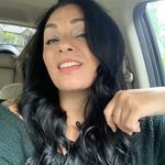 Profile Picture of Jennifer Holcombe (@jholcombe18) on Instagram