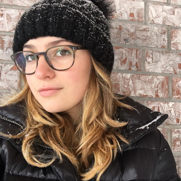 Profile Picture of •devorah Goldberg (@devoberg) on Poshmark