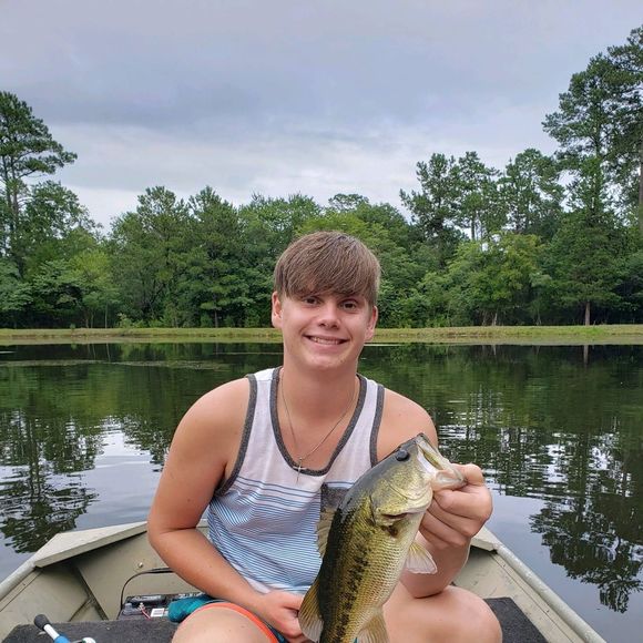 Profile Picture of Marshall Barker (@marshalll2022) on Poshmark