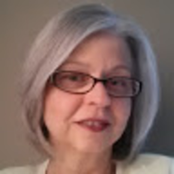 Profile Picture of Pamela Edwards (@pdegle) on Poshmark
