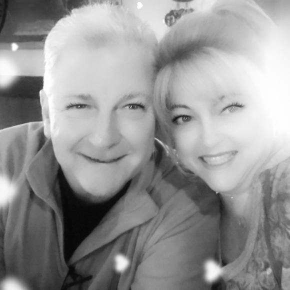 Shelly Bartholomew - Poshmark Profile Picture of Shelly Bartholomew (@shellyb1215) on Poshmark