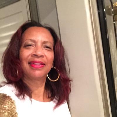 Profile Picture of Denise Roberts (@DivaofallRed) on Twitter
