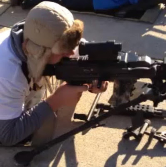 Profile Picture of Stephen Linnenkamp (@smlinnenkamp) on Poshmark