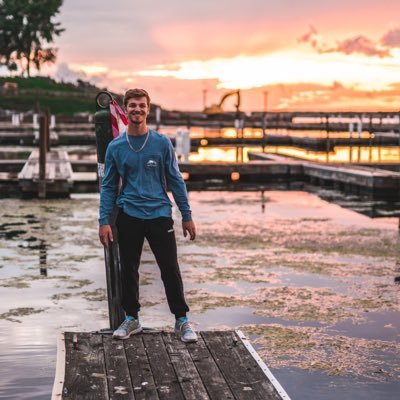 Profile Picture of Hunter (@HollidayHunter) on Twitter