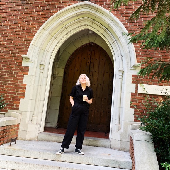 Profile Picture of Mackenzie Swiecki (@mackswiecki) on Poshmark