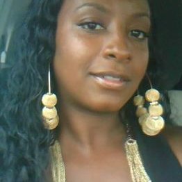 Profile Picture of Sheree Wright (@Spoilmeewright) on Twitter
