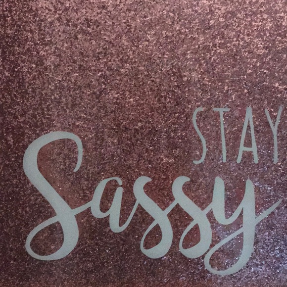 Profile Picture of Sophia Veerkamp (@sophia_veerkamp) on Poshmark