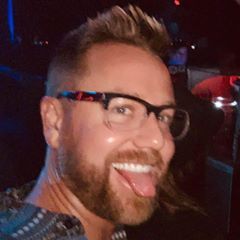 Profile Picture of DustinSellsCalii (@dustinsellscalii) on Tiktok
