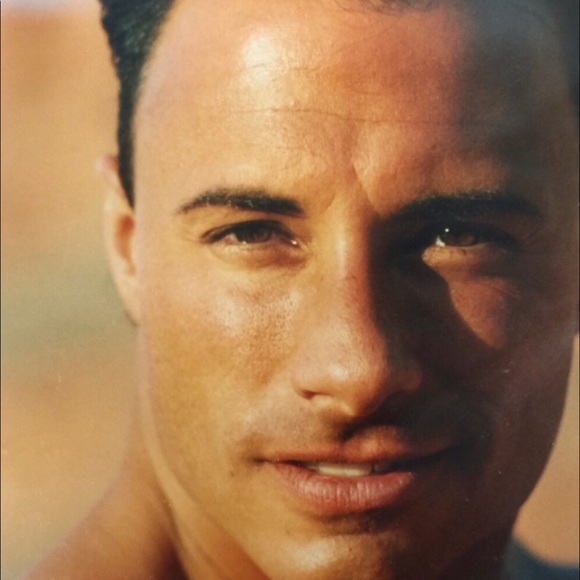 Profile Picture of Andrew Pileri (@andrewpileri) on Poshmark