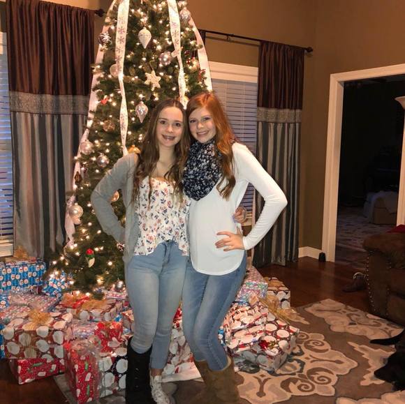 Profile Picture of Katie Calise (@katie_calise) on Poshmark