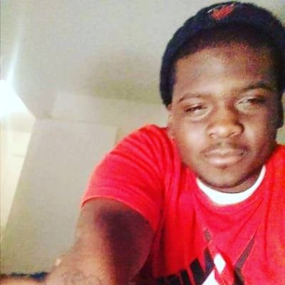 Profile Picture of Eric Ladd (@ClayManEr) on Twitter