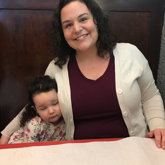 Profile Picture of Miranda Benemann (@randi0918) on Poshmark