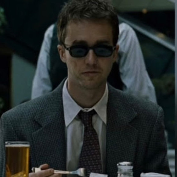 Profile Picture of Alex Aggelis (@alex_aggelis) on Poshmark