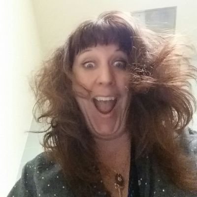 Profile Picture of Fran Levitt-Higgins (@Franola40) on Twitter