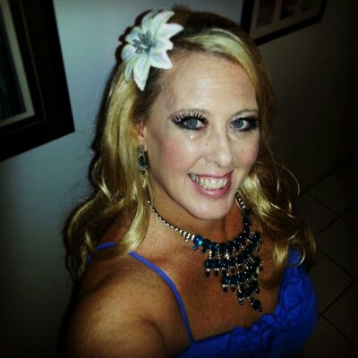 Profile Picture of Jennifer McClain (@30f6fbfa24d04e7) on Twitter