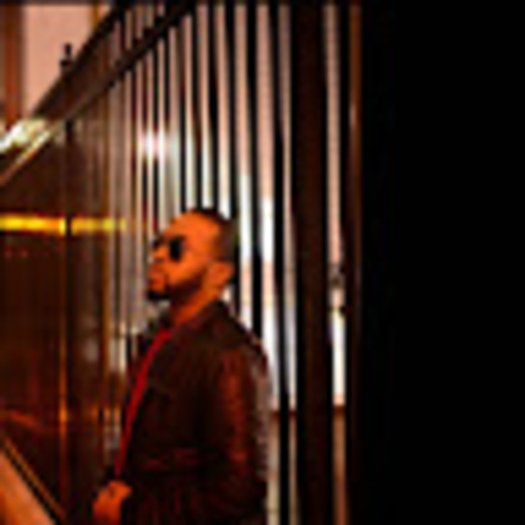 Profile Picture of Paul Hall (@pauljhall8380) on Poshmark