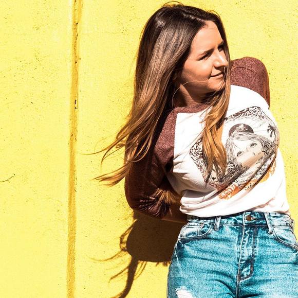 Profile Picture of Whitney Hess (@wmh39) on Poshmark