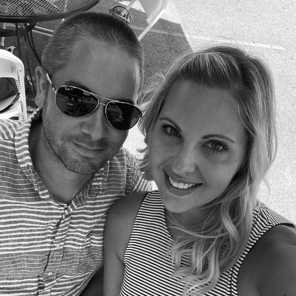 Profile Picture of Amanda Olshavsky (@amandaolshavsky) on Poshmark