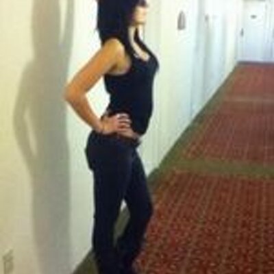Profile Picture of Mel Prevette (@LauraA3bK) on Twitter