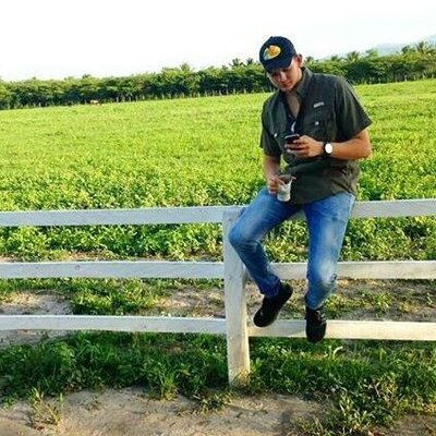 Profile Picture of Alejandro Vivas (@AleejoVR) on Twitter