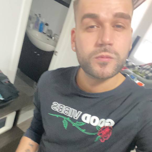 Profile Picture of Alex Lafferty (@alex_lafferty) on Poshmark