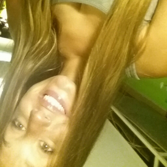 Kylee Cintron - Poshmark Profile Picture of Kylee Cintron (@kyleecintron) on Poshmark