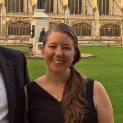 Profile Picture of Libbi Johnson (@glorindiel) on Twitter