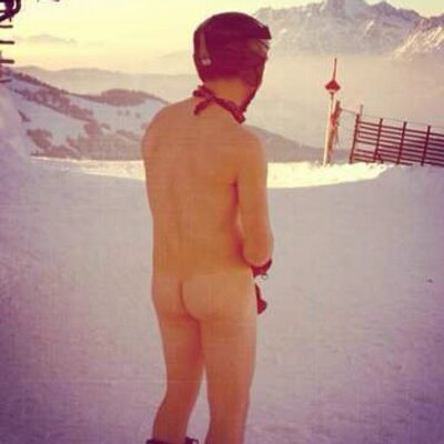Profile Picture of James Travers (@JamesBTravers) on Twitter