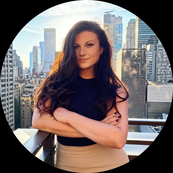 Kimberly Chestone - Poshmark Profile Picture of Kimberly Chestone (@kimbersclosette) on Poshmark