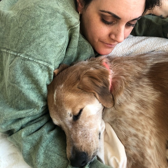 Profile Picture of Erika Mauro (@leemauro) on Poshmark